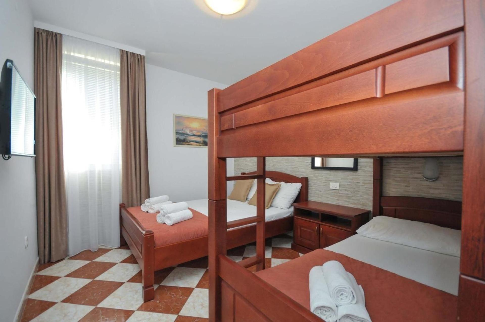 Ferienwohnung Fuer 4 Personen Ca 55 M In Budva, Adriakueste Montenegro Kueste Um Будва Екстериор снимка